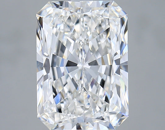5 CT F VVS2 Radiant Cut Lab Grown Diamond For Engagement Ring - IGI Certified
