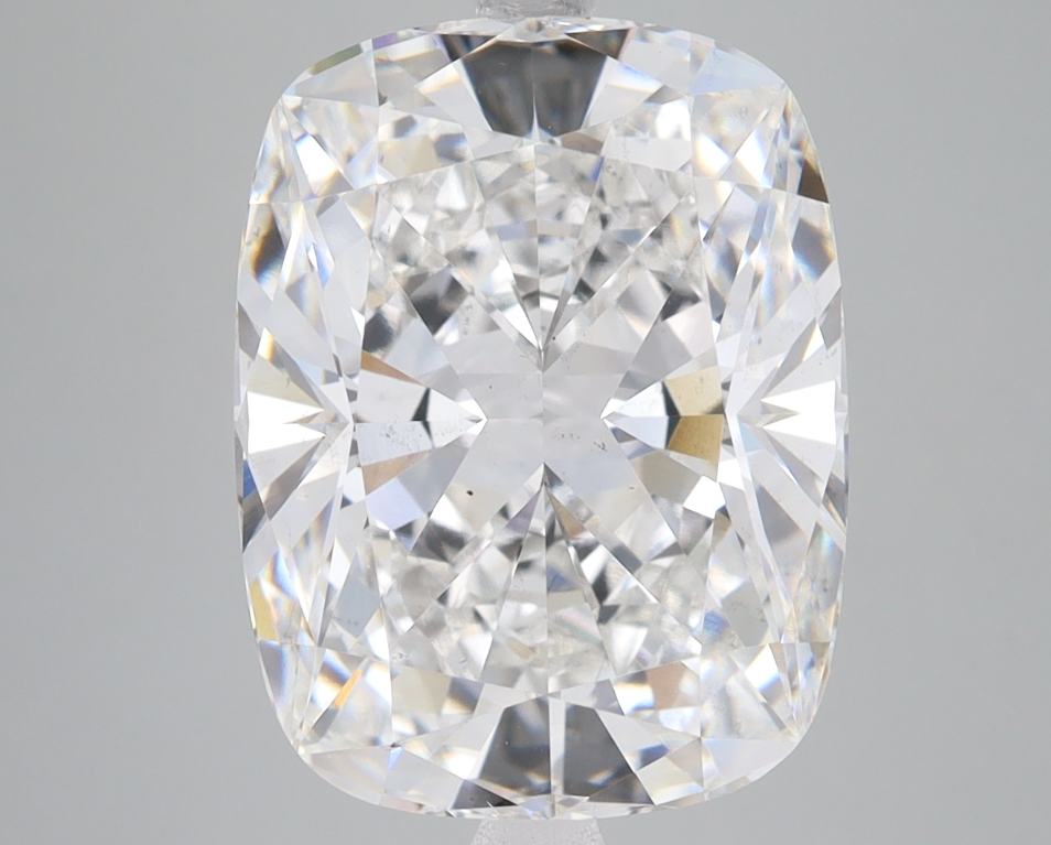 7.50 CT Cushion Brilliant  Cut Lab Grown Diamond For Engagement Ring